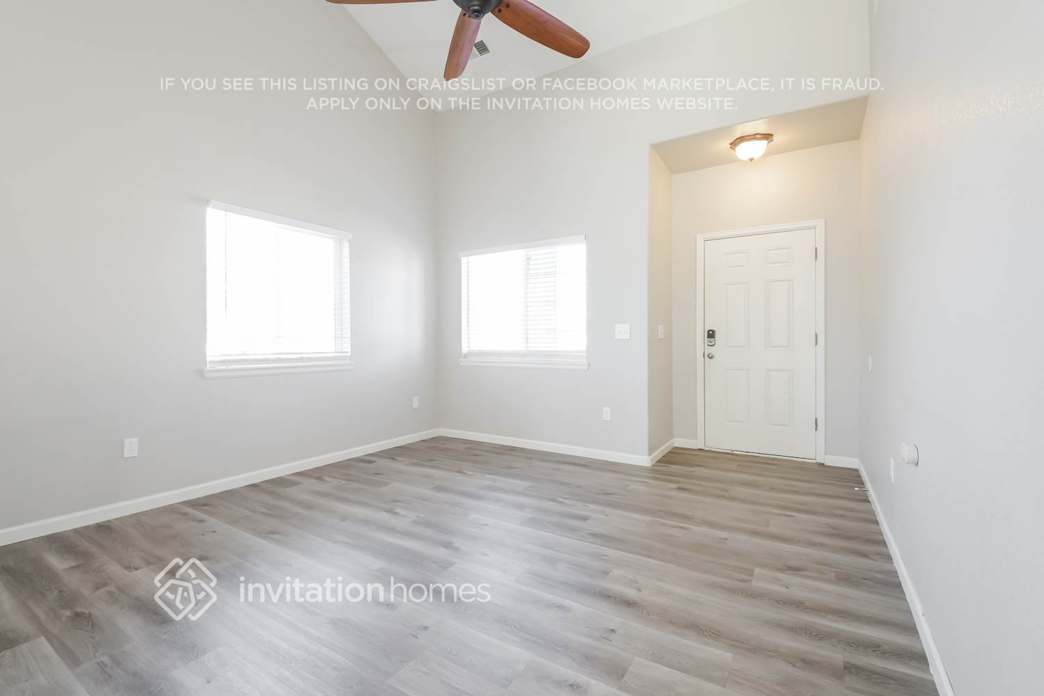 Building Photo - 19398 E 58th Dr