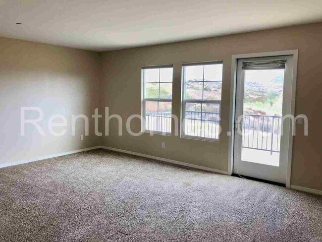 Building Photo - 5539 Alexandrine Ct