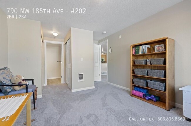 Building Photo - Immaculate 2 Bed 2 Bath Condo in Beaverton...