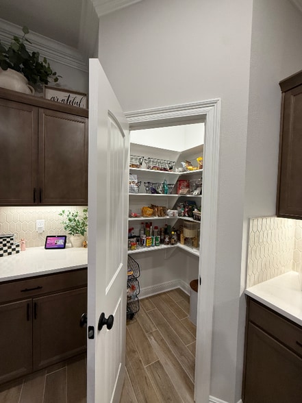 Building Photo - 184 Bon Ami Dr