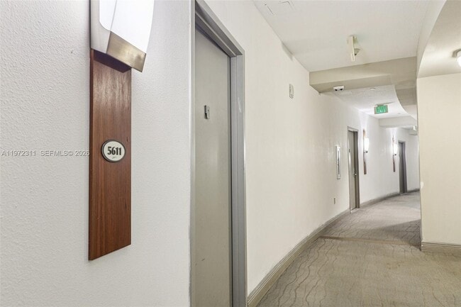 Building Photo - 1750 N Bayshore Dr