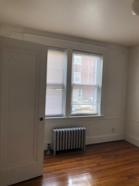 Building Photo - 385 Ives St