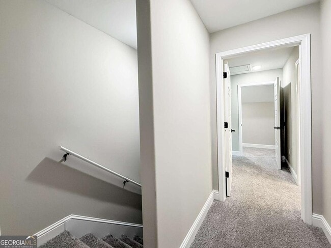 Building Photo - 411 Madison Ave