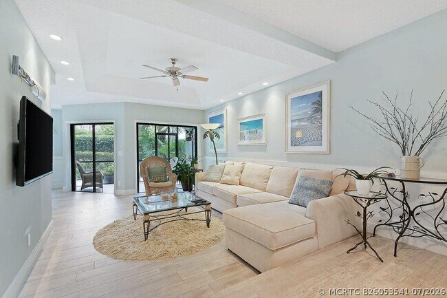 Building Photo - 204 Sea Oats Dr