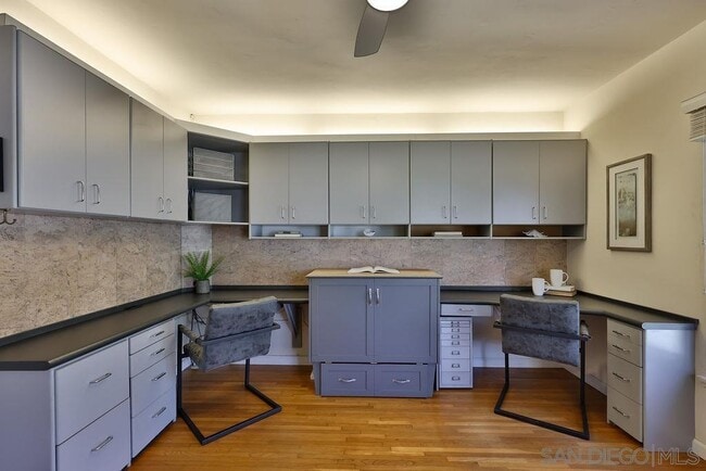 Building Photo - 4823 Hart Dr