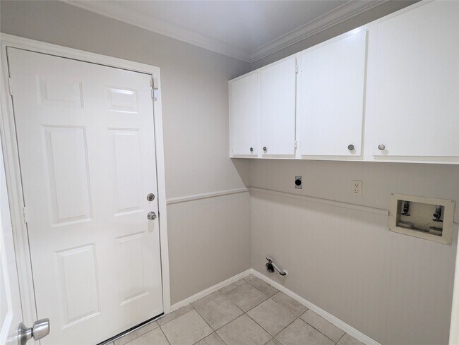 Building Photo - 13623 Bonilla Ln