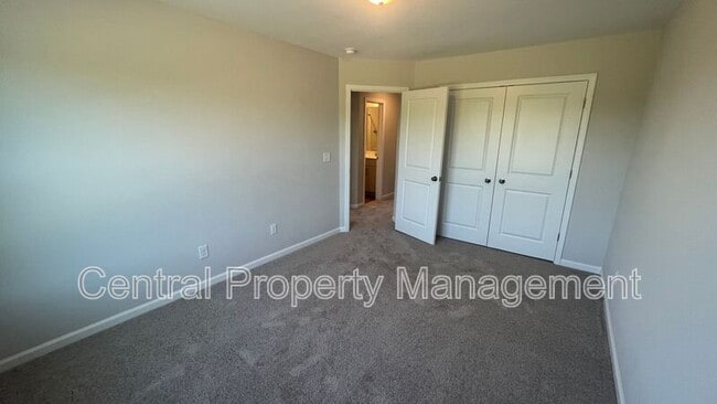 Building Photo - 505 Pennystone Ln