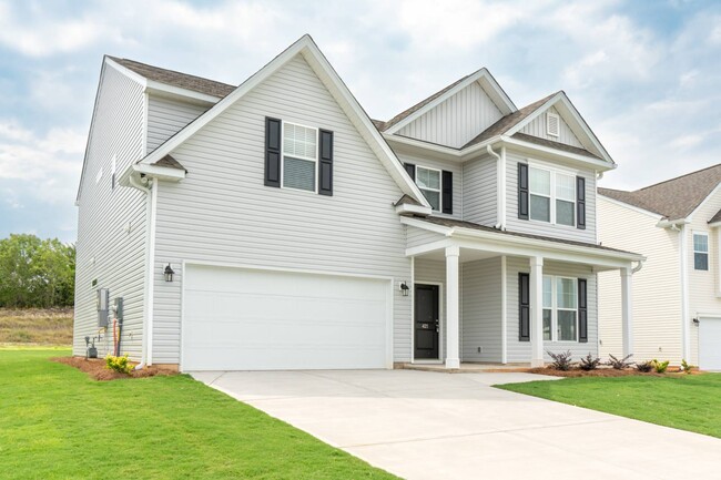 Building Photo - 421 Midland Pnes Dr