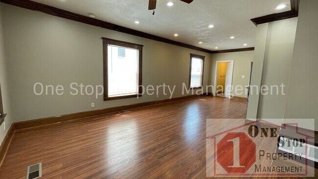 Building Photo - Beautiful 3 Bedroom 1 Bathroom Home in Kan...