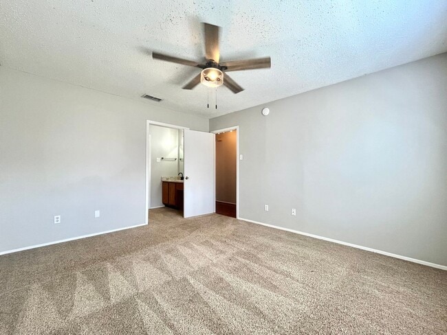 Building Photo - 400 W South Town Dr