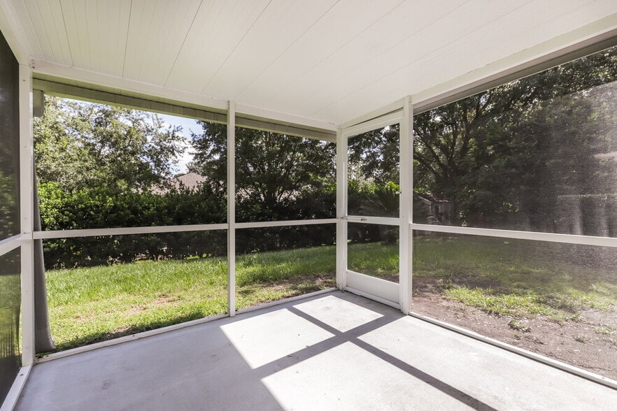 Building Photo - 5825 Wrenwater Dr