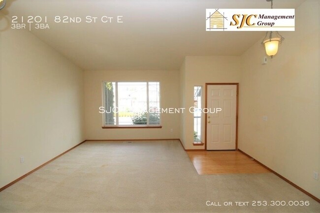 Building Photo - Lovely corner lot home for rent in the Spr...