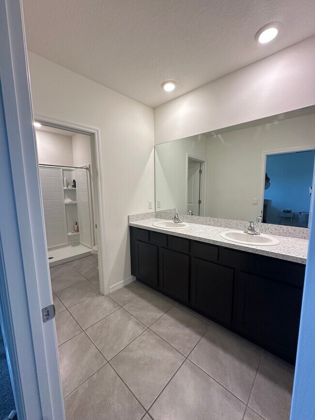 Building Photo - 194 Mangrove Shade Cir