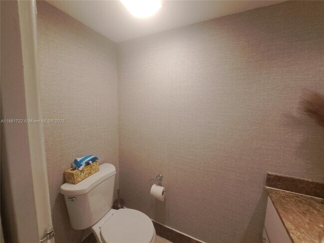 Building Photo - 468 Golden Isles Dr