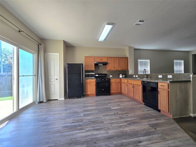 Building Photo - 19435 Mystic Cypress Dr