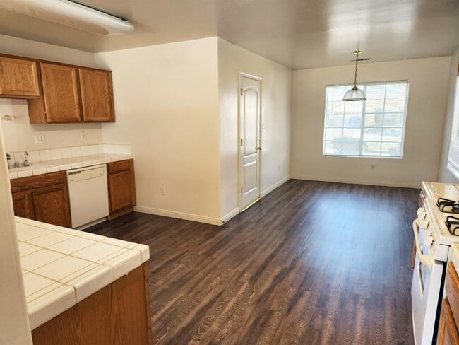 Building Photo - 12109 Flat Iron Ct