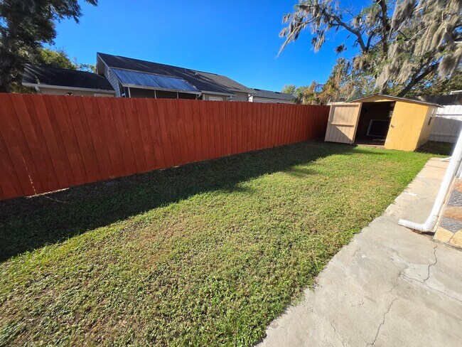 Building Photo - 3/2 in Northridge