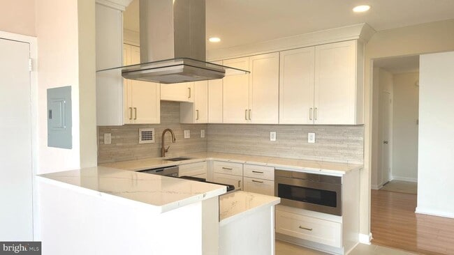 Building Photo - 4515 Willard Ave