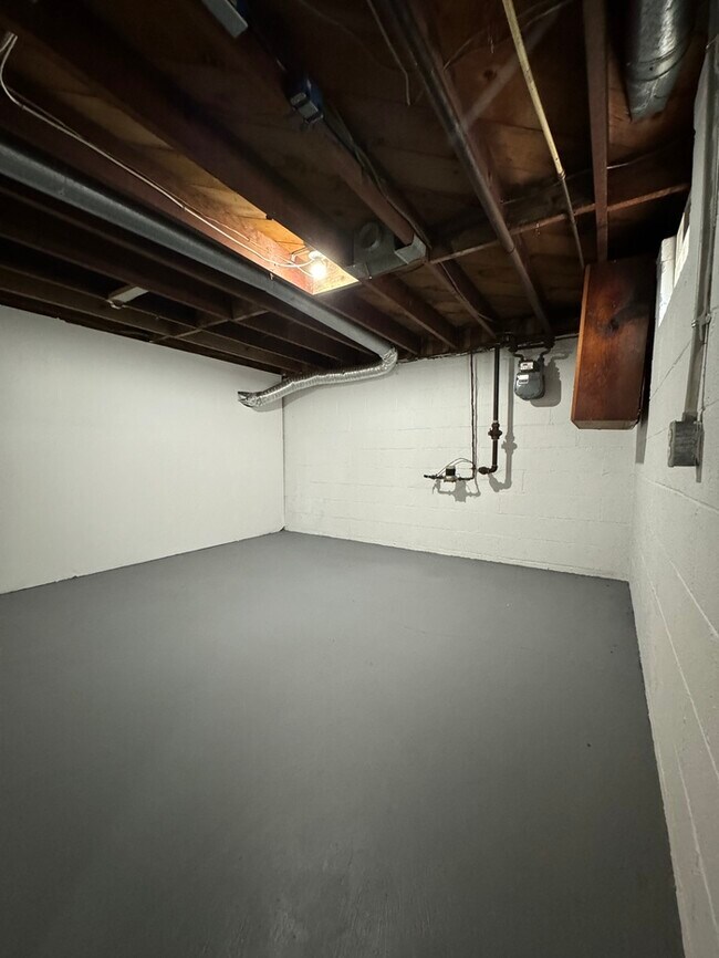 Building Photo - 3175 Karl Rd