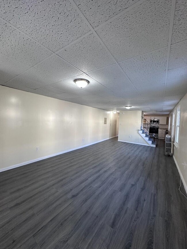 Building Photo - 153 Vine St