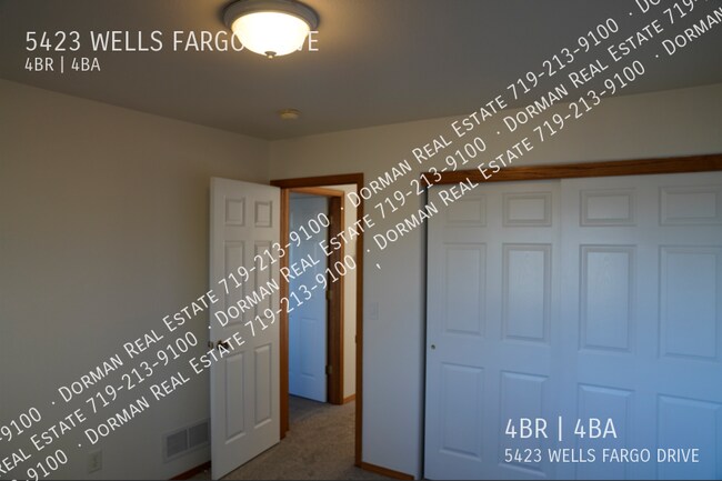 Building Photo - 5423 Wells Fargo Dr W