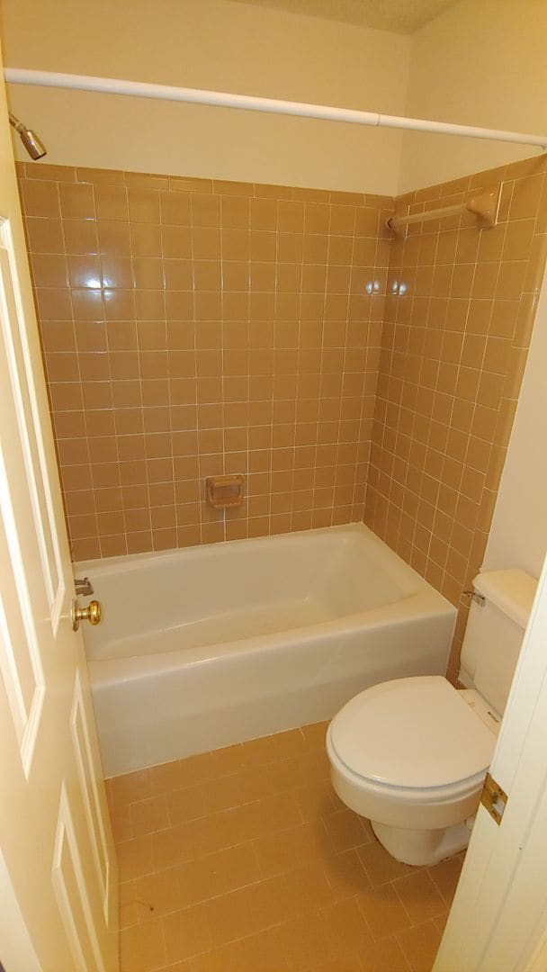 Building Photo - 705 Reston Dr