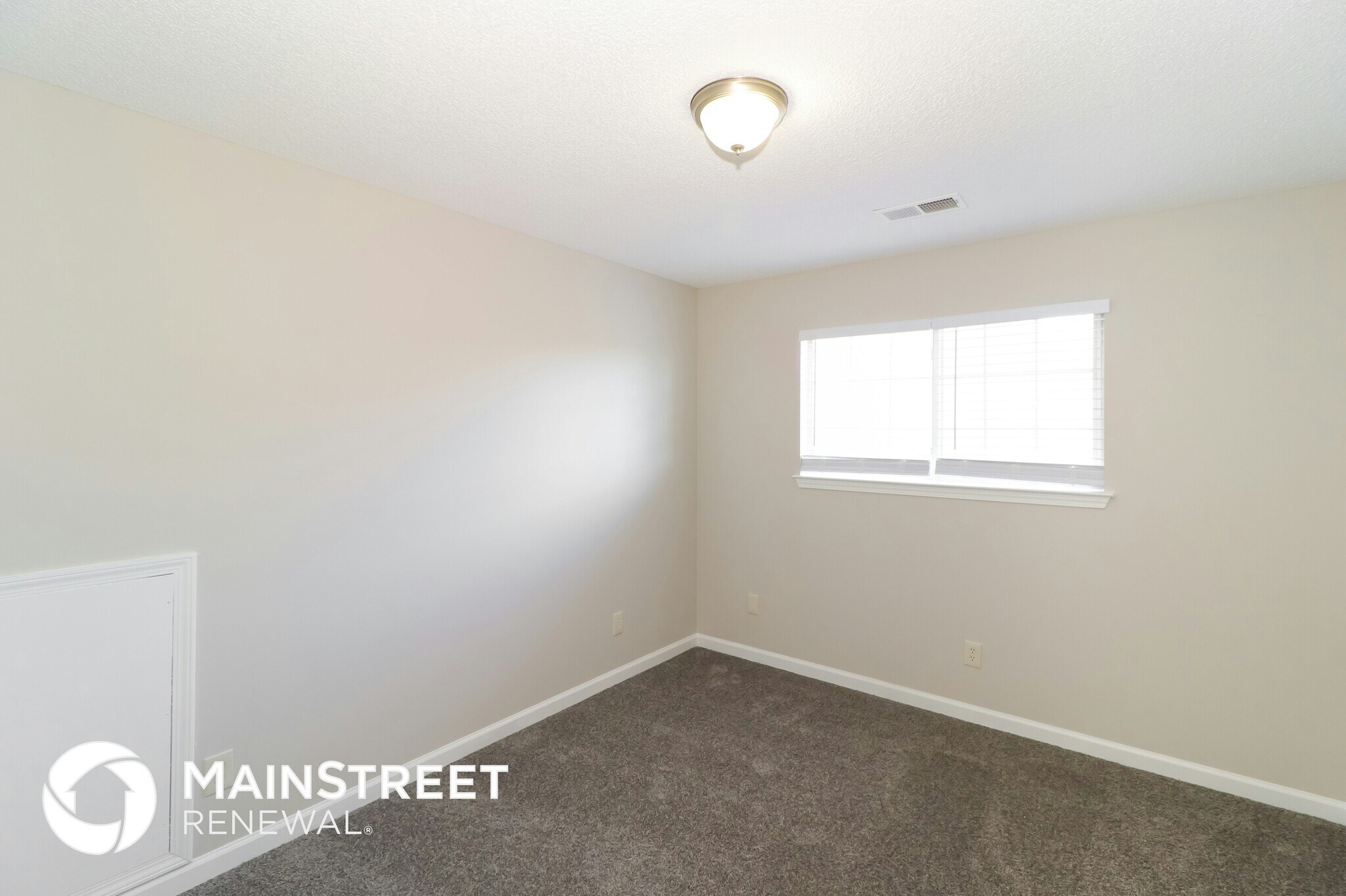 Building Photo - 9208 Lazzini Cove