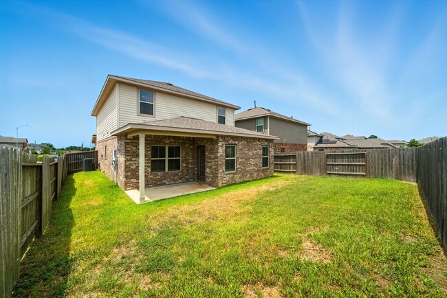 Building Photo - 32943 Turning Springs Dr