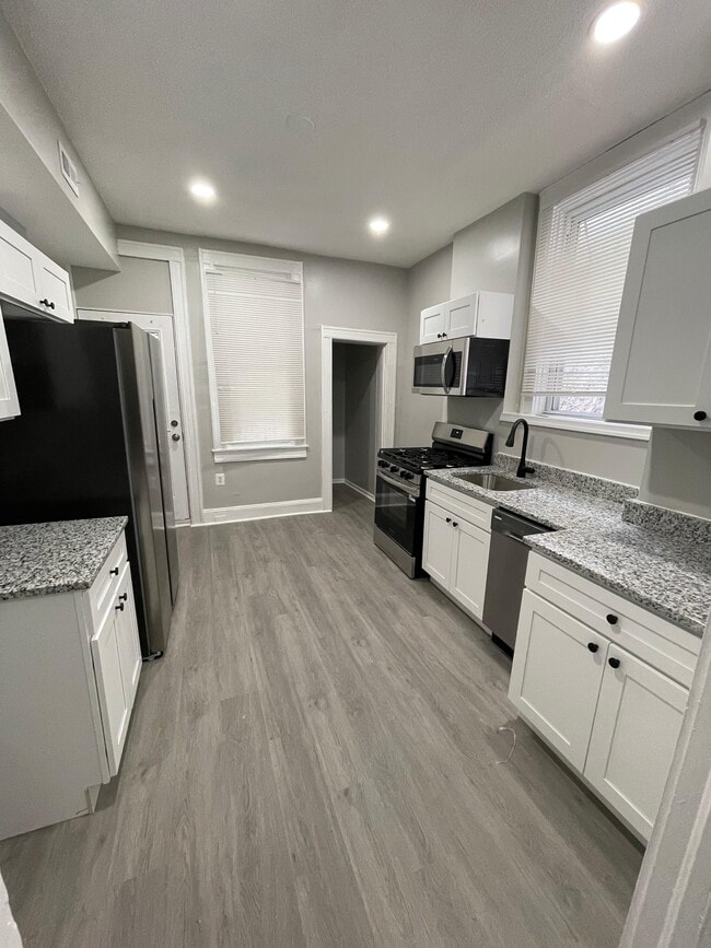 Building Photo - Calverton Heights