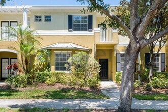 Building Photo - 7569 Tamarind Ave