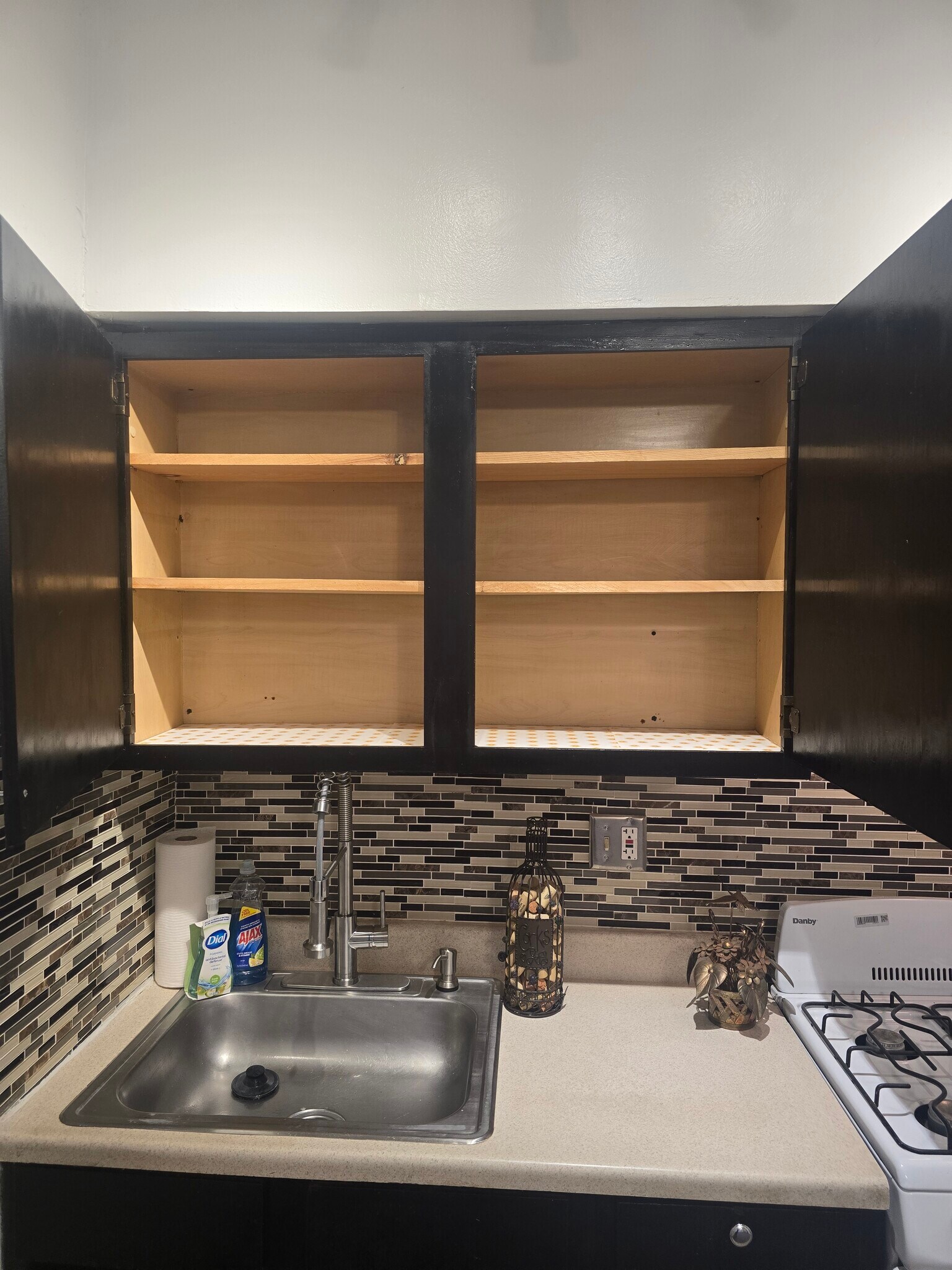 Building Photo - 1622 Bainbridge St