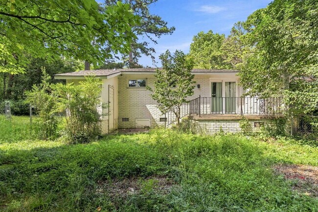 Building Photo - Plaza Midwood/Noda Duplex Property