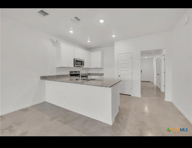 Building Photo - 908 Wax Myrtle Ct