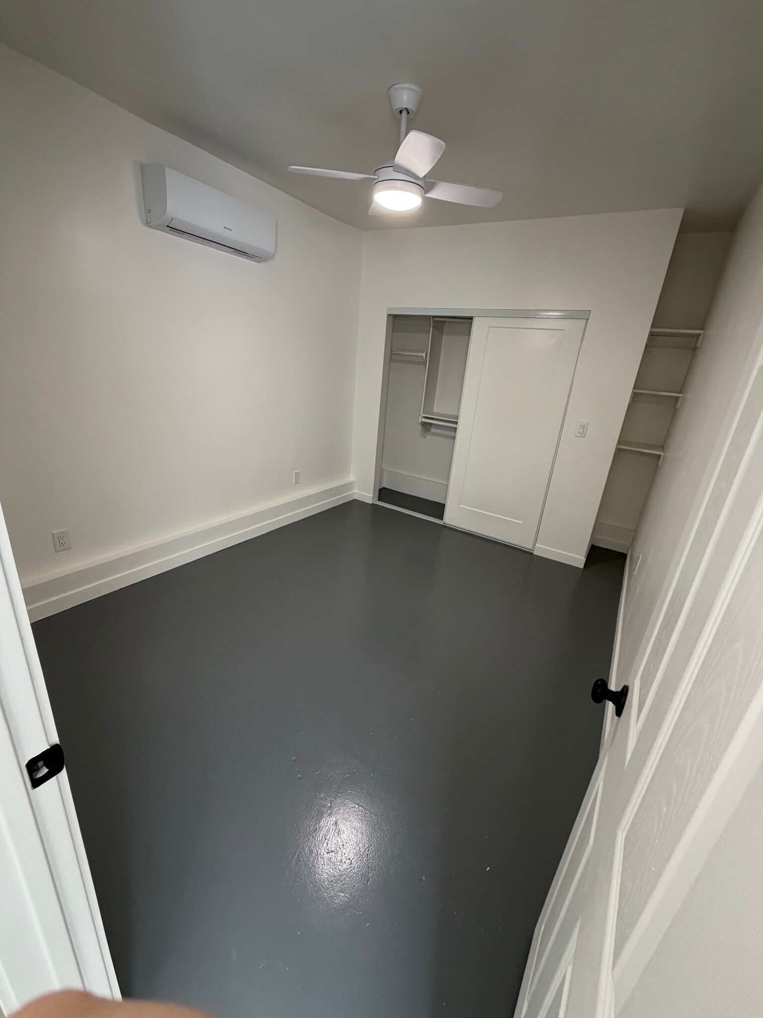 Building Photo - 8119 McNulty Ave