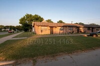 Building Photo - 2 Bedroom 1 Bath