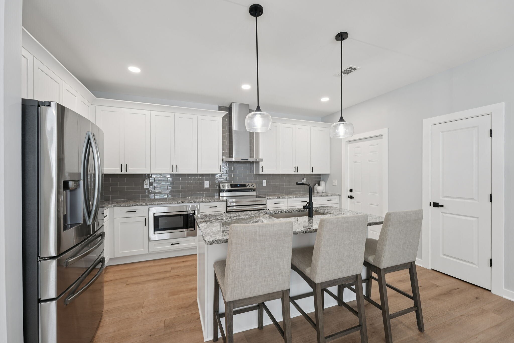 Building Photo - 3189 Jackson St