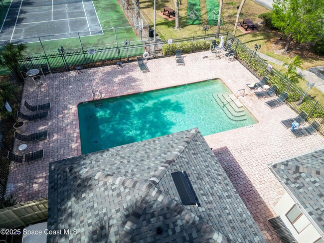 Building Photo - 3506 Sable Palm Ln