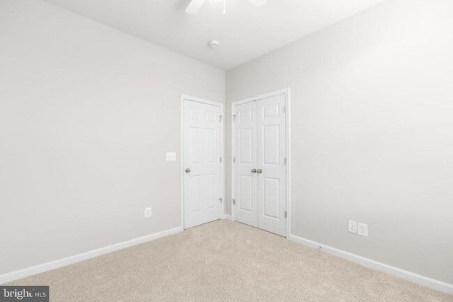 Building Photo - 407 Apricot St