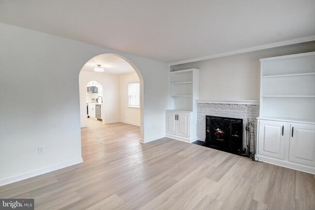 Building Photo - 412 Lee Pl