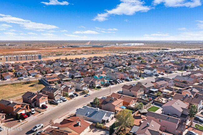 Building Photo - 11929 Mesquite Rock Dr