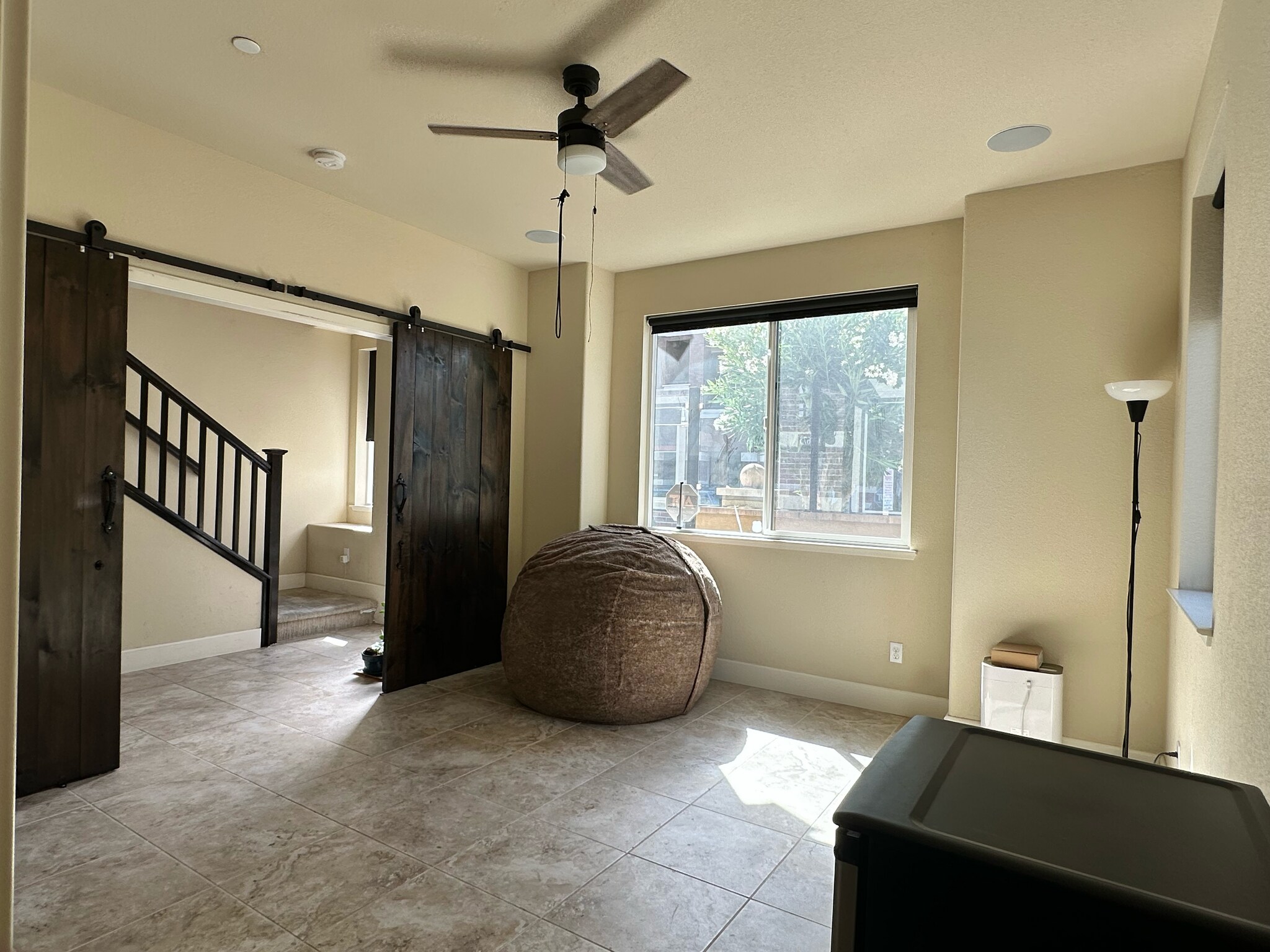 Building Photo - 6673 Tralee Village Dr