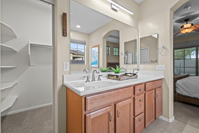 Building Photo - 16048 W Papago St