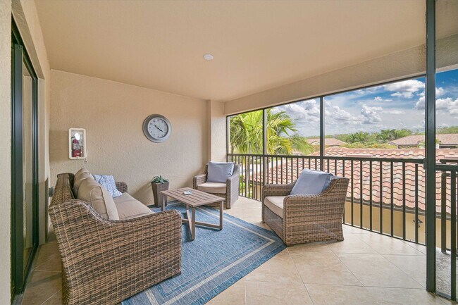 Building Photo - **2 + Den Condo - 1 Car garage - Fully Furnished - Short Term Lease (5.11 - 11.30) **