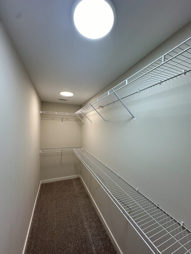 Building Photo - Affordable Luxury Townhome Rental New Construction Double Master Units Great for Roommates