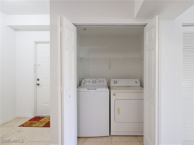 Building Photo - 20241 Estero Gardens Cir