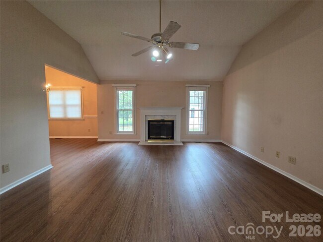 Building Photo - 1319 Mistletoe Ridge Pl NW