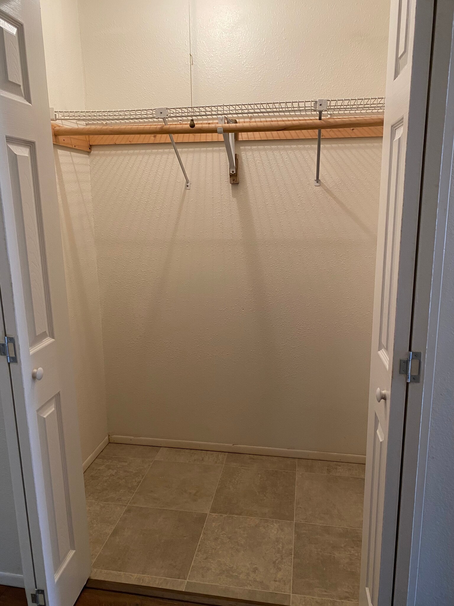 Building Photo - 618 reppert street