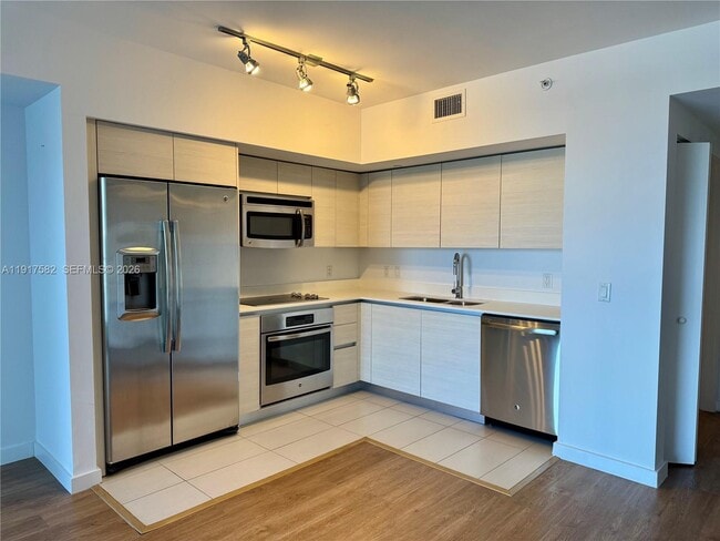 Building Photo - 4250 Biscayne Blvd