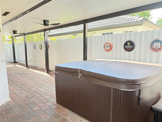 Building Photo - 2146 SW 103rd Pl