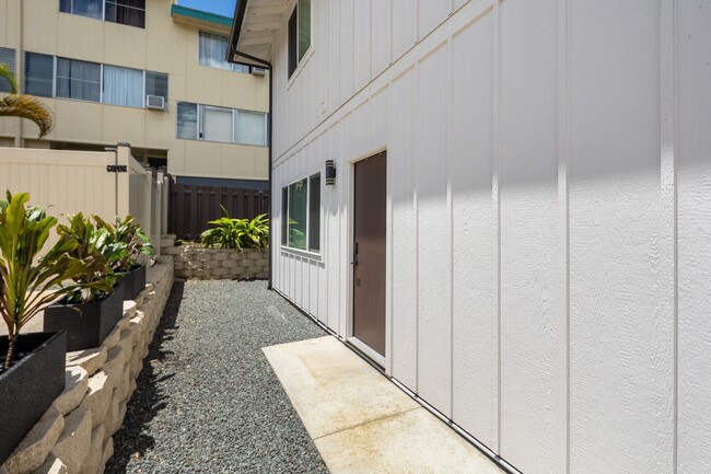 Building Photo - 45-1050-1050 Anoi Rd